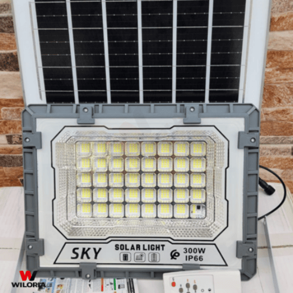 Projecteur Solaire LED SKY 300W – Haute Puissance & Grande Autonomie – Image 3